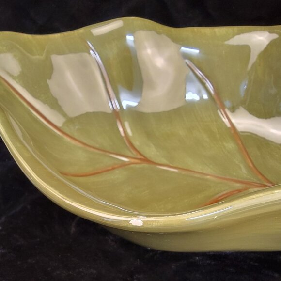 Vintage Home Trends "Tahitian Leaf" XL Serving Bowl - Picture 15 of 16